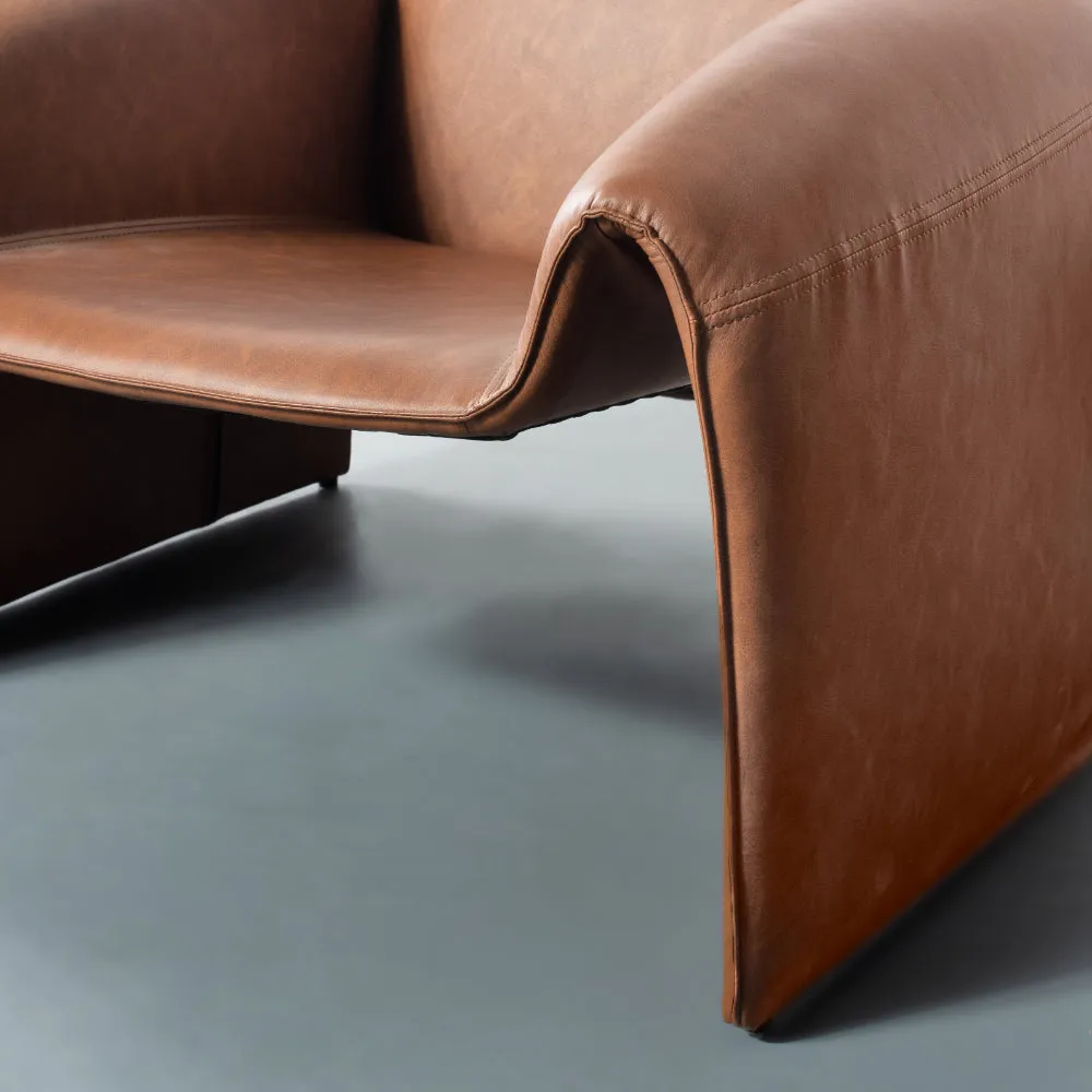 CHELSEA - Brown Leather Lounge Chair