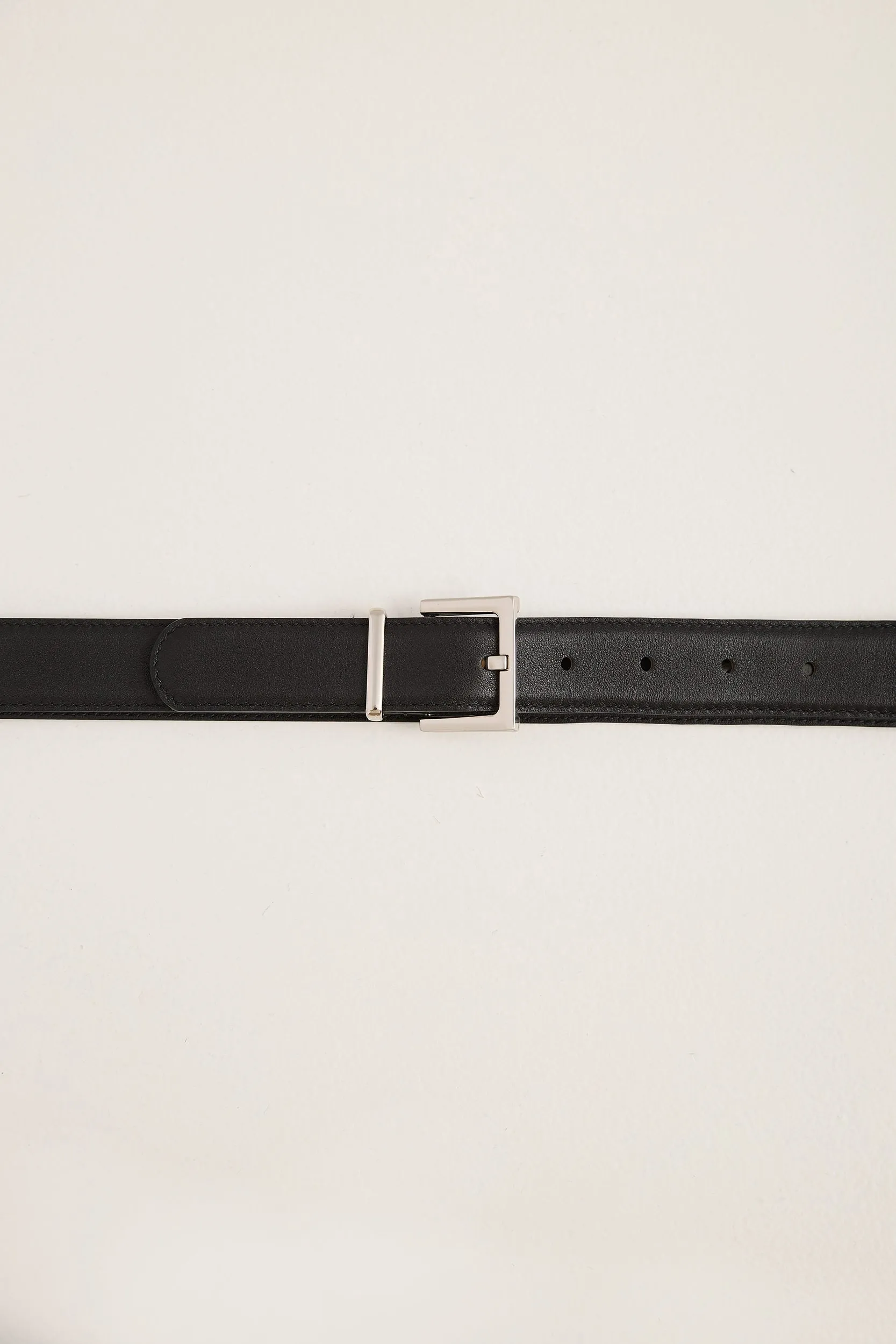 Classic belt with square buckle