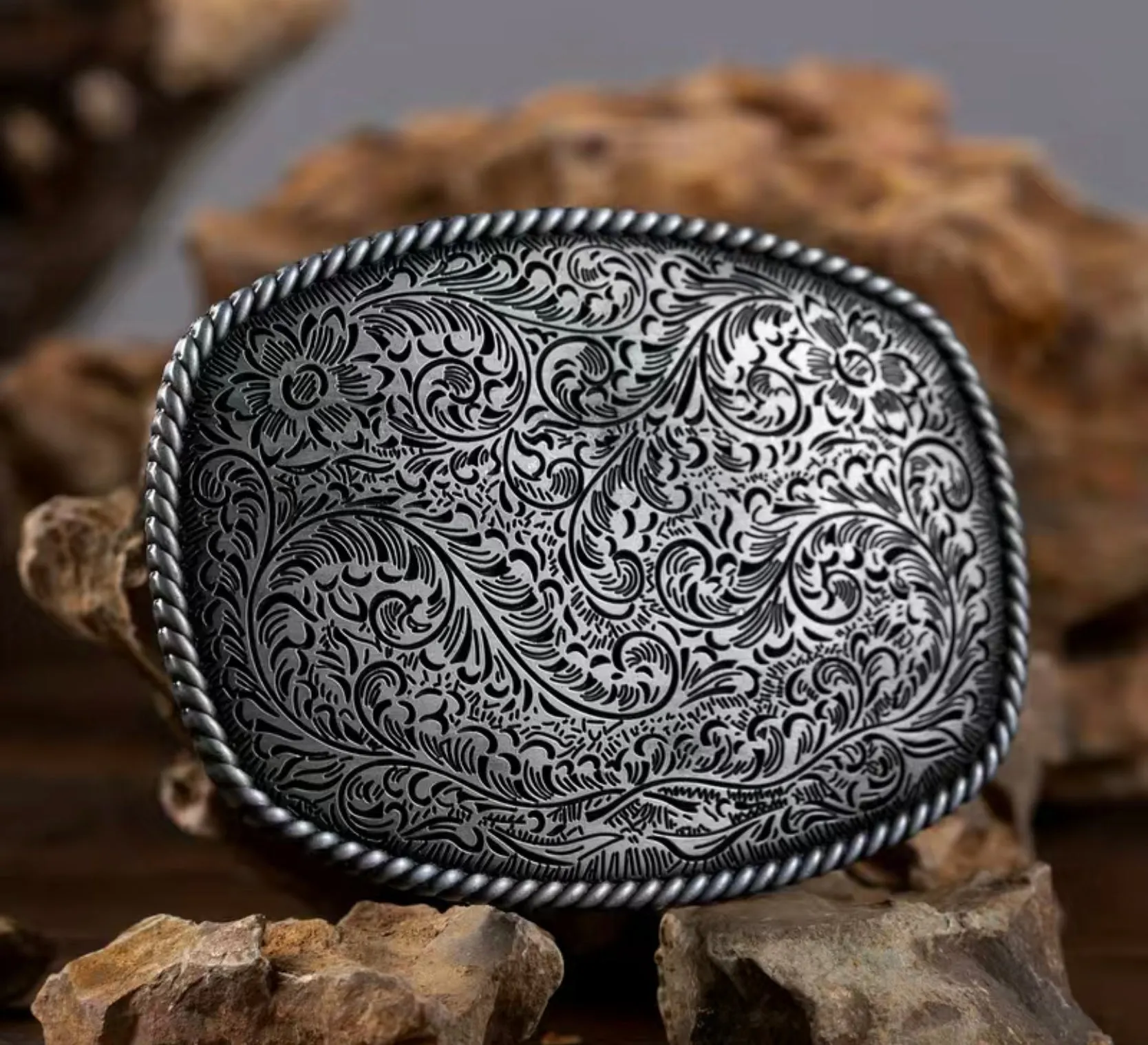 Engraved Vintage Look Western Belt Buckle