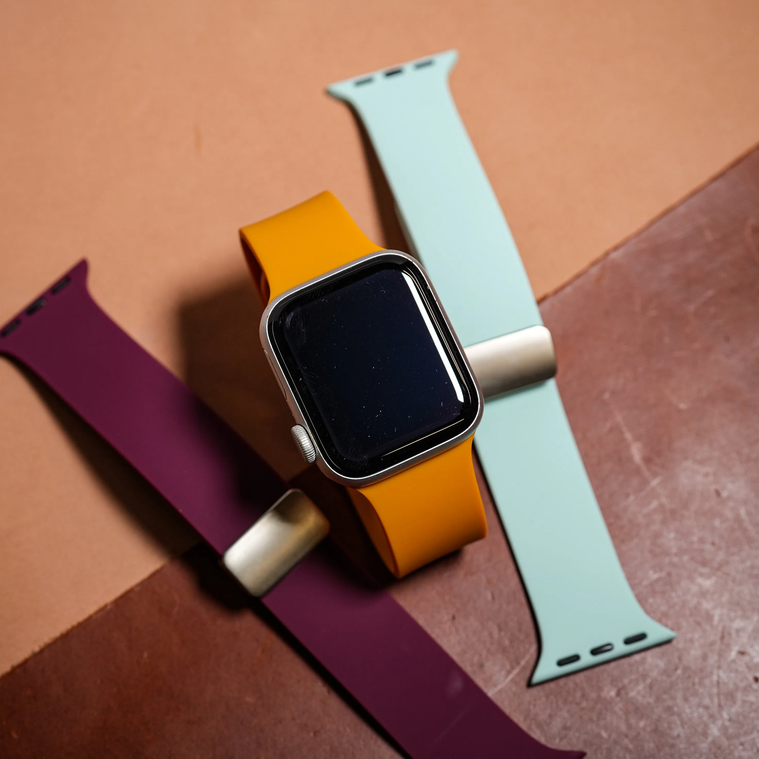 Rubber Strap w/ Clasp in Mustard (Apple Watch)