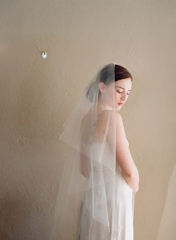 Simple and sheer single layer long veil - Style # 221