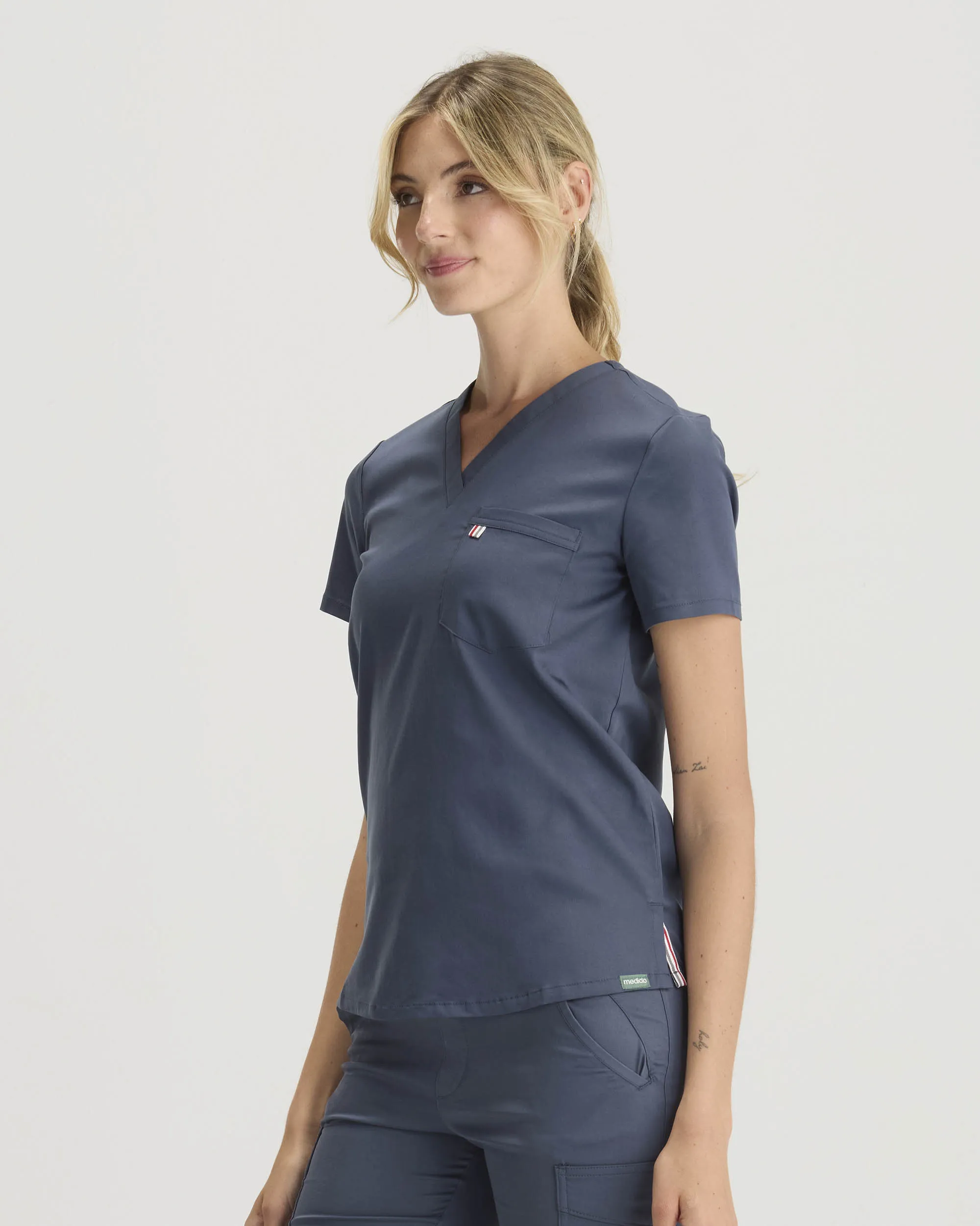 TENCEL™ Sal‎ ‎ Essential Scrub Top